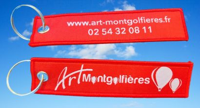 porte-cles-rouge-art-montgolfieres