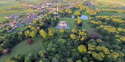 Un écrin de verdure autour du château