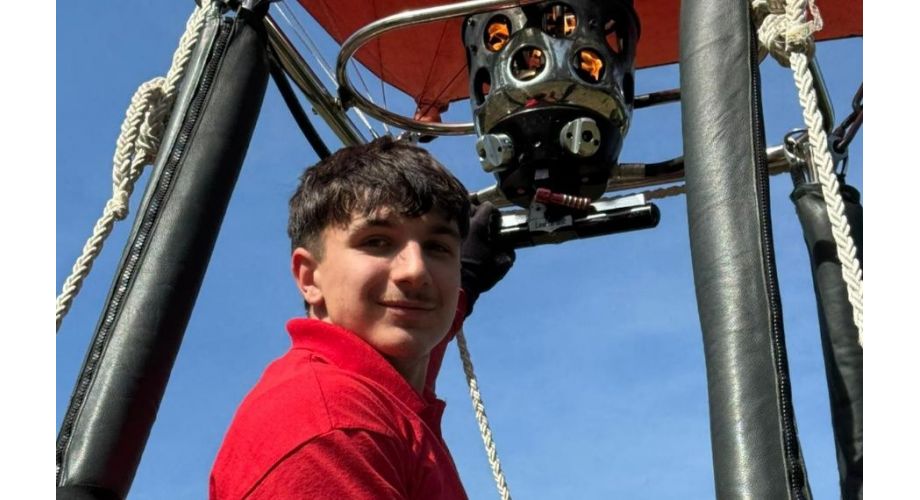 Nolan CHARPENTIER pilote chez Art Montgolfières